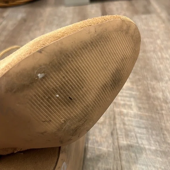 Charles David tall suede leather nude tan heeled boots size 8 - Picture 10 of 11